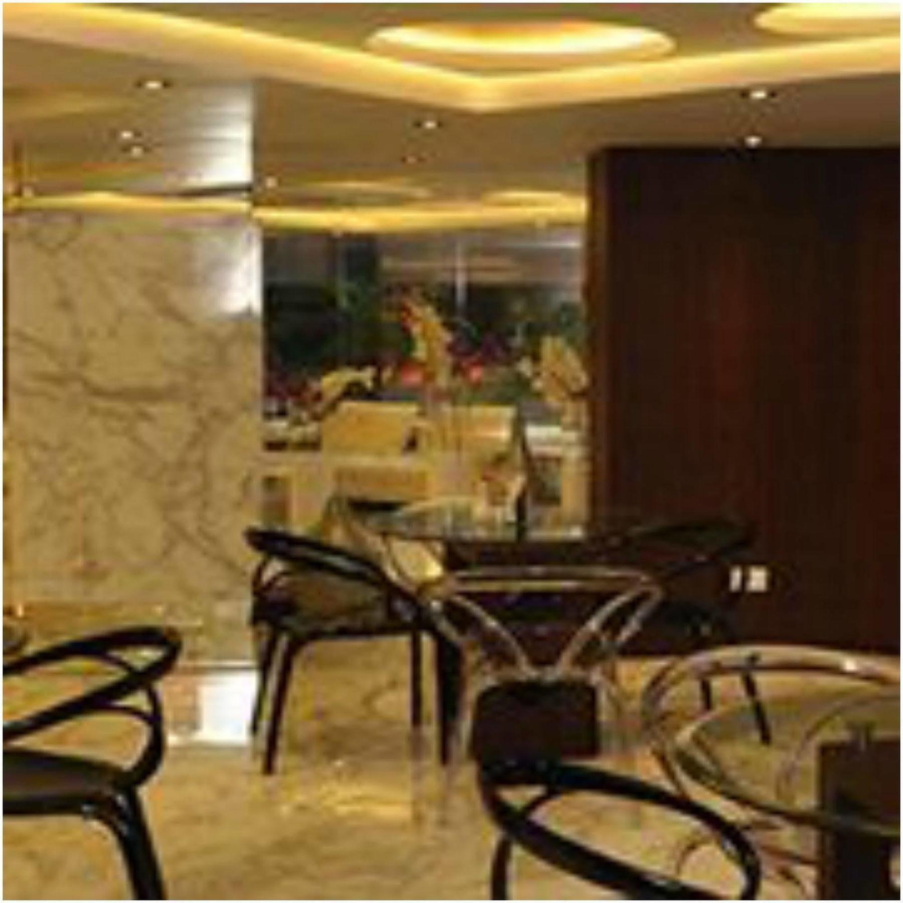 Kempton Hotel Calcutta Exteriör bild
